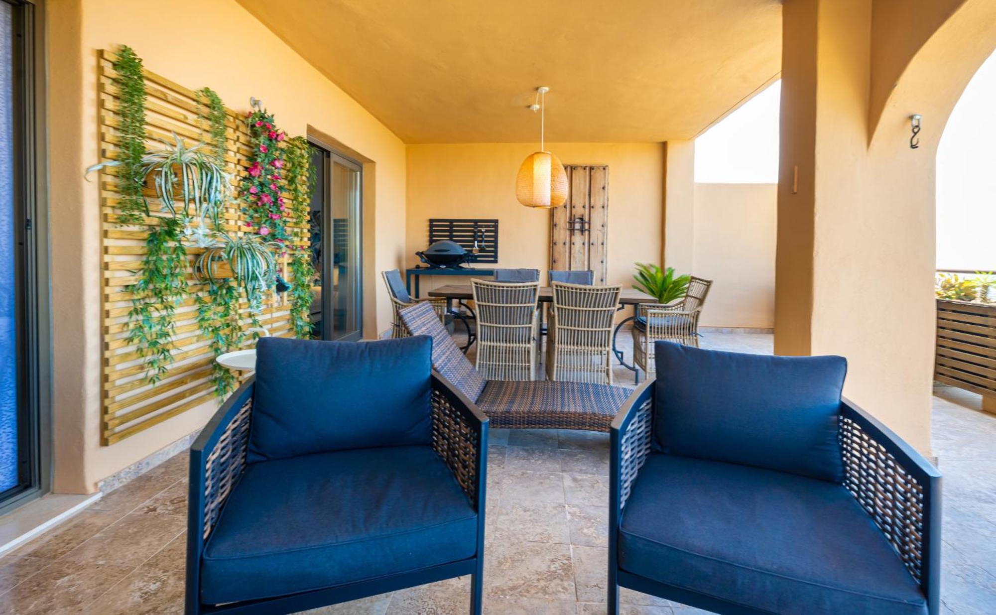 Newly Renovated With Amazing View Apartamento